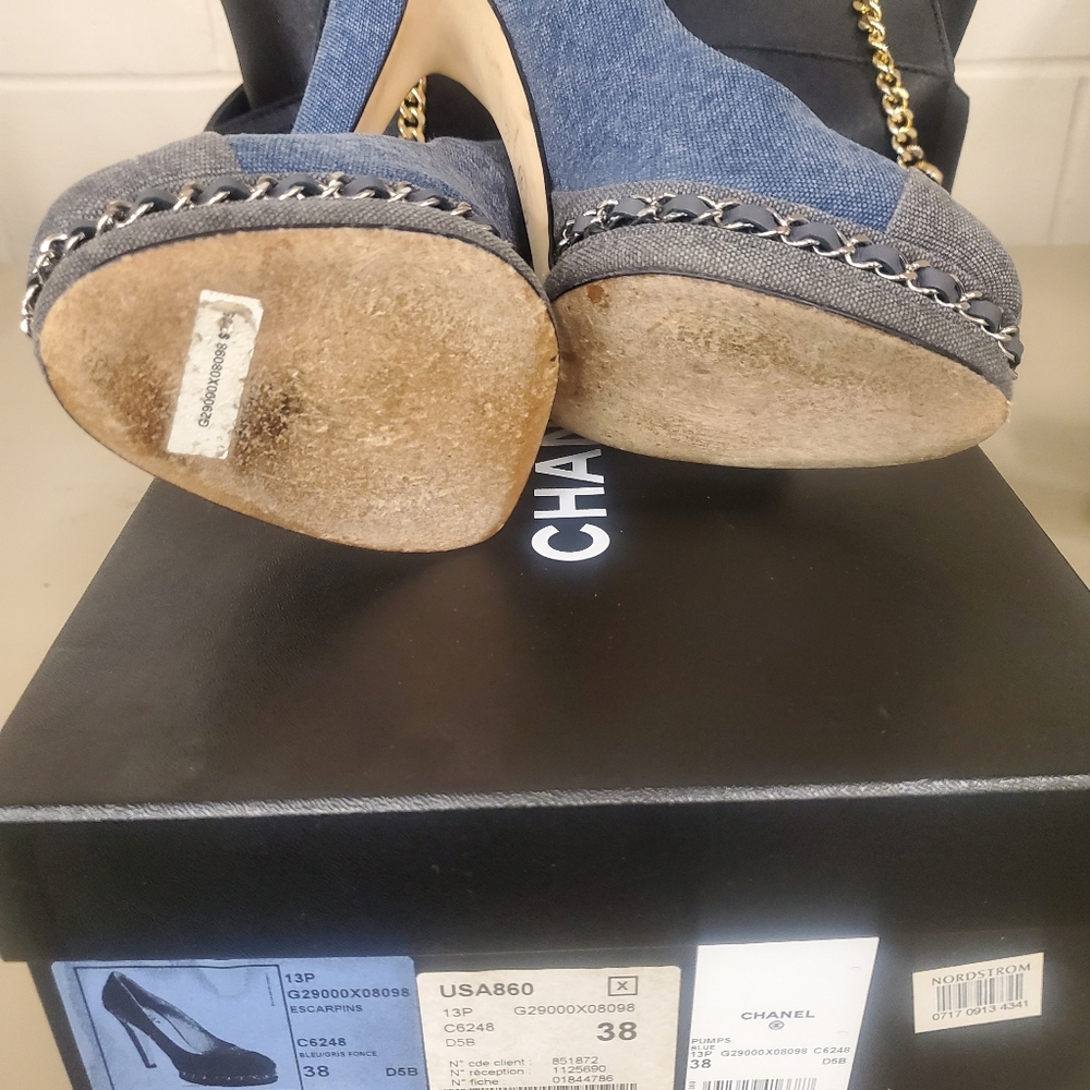 Chanel Denim & Chainlink Pumps $420 - worn once Sz 7.5 - Picture 8 of 8